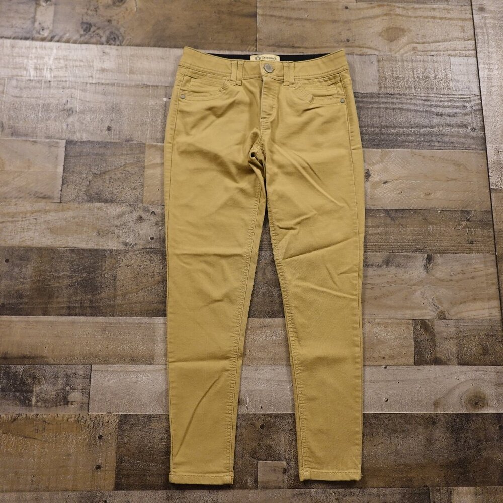 Democracy Cream Skinny Jeans Classic Style